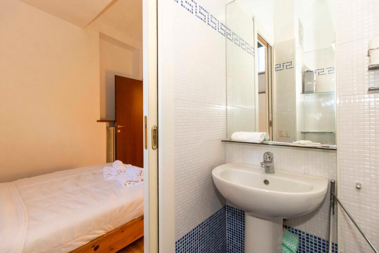 Porta Nuova & San Salvario Roomy Flat Turin Luaran gambar